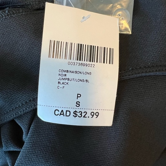 FOREVER 21 Women’s Black Jumpsuit Size Small NWT - Picture 7 of 7